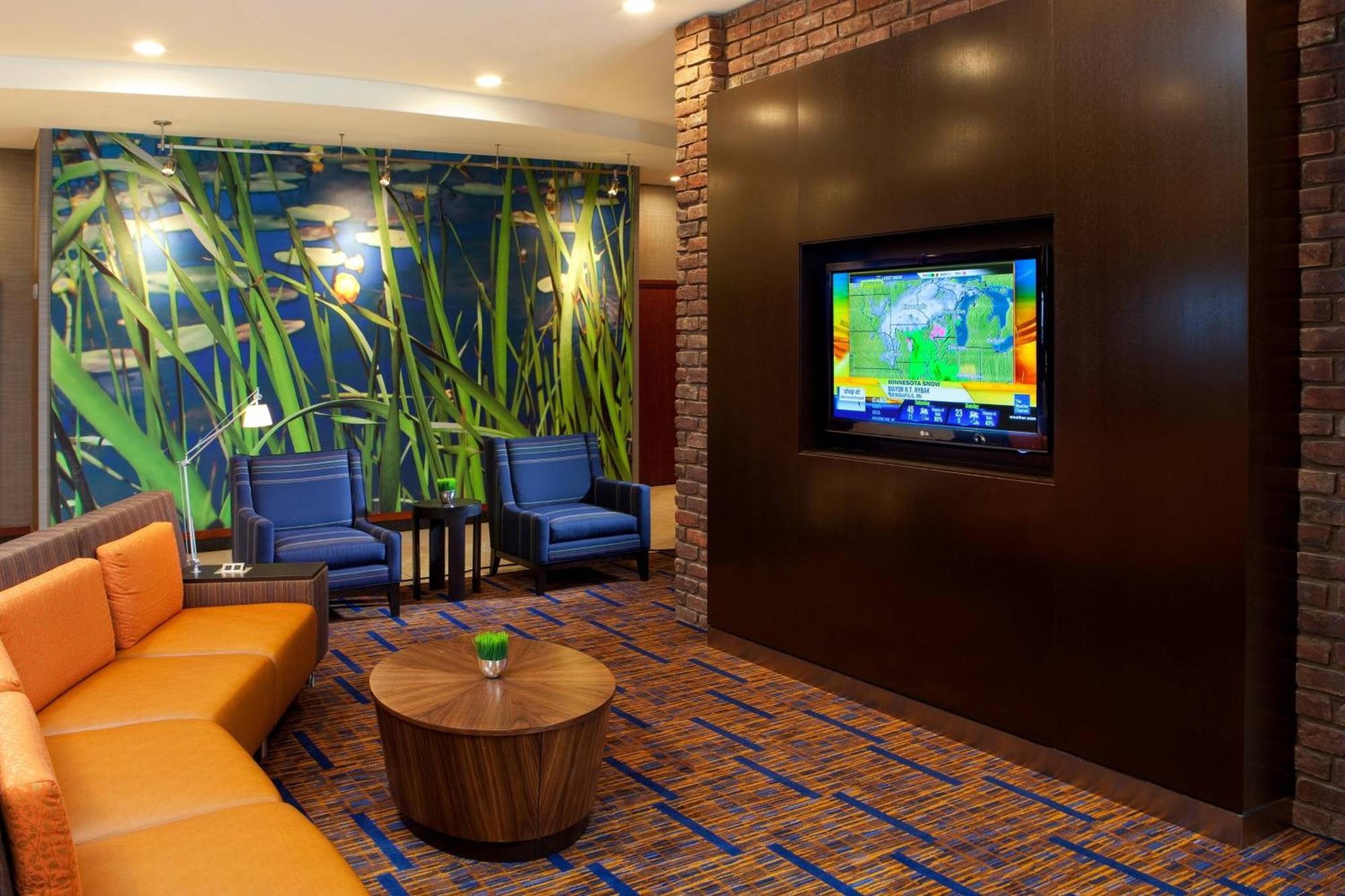 Hotel Courtyard By Marriott Birmingham Downtown At Uab Esterno foto
