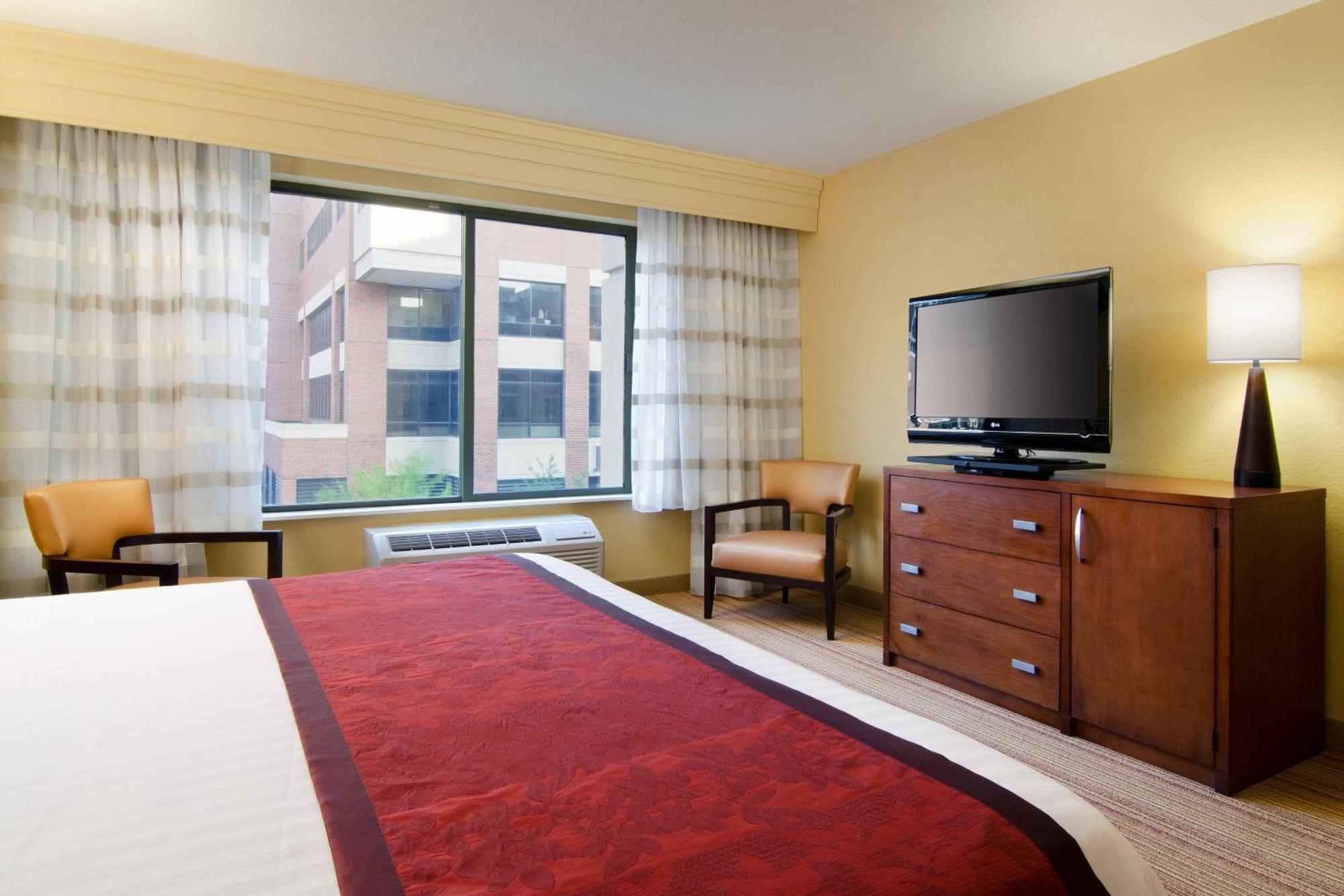 Hotel Courtyard By Marriott Birmingham Downtown At Uab Esterno foto
