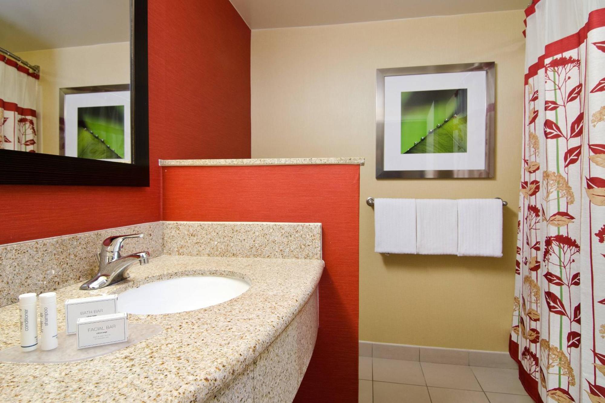 Hotel Courtyard By Marriott Birmingham Downtown At Uab Esterno foto